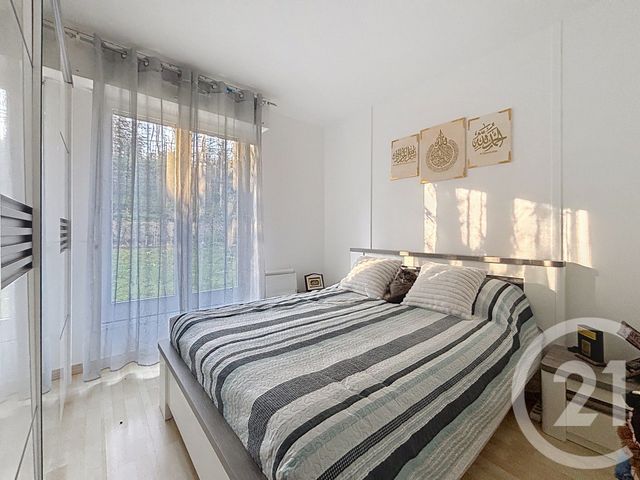 Appartement F3 à vendre - 3 pièces - 73.0 m2 - THIAIS - 94 - ILE-DE-FRANCE - Century 21 A.A.R.S. Immo