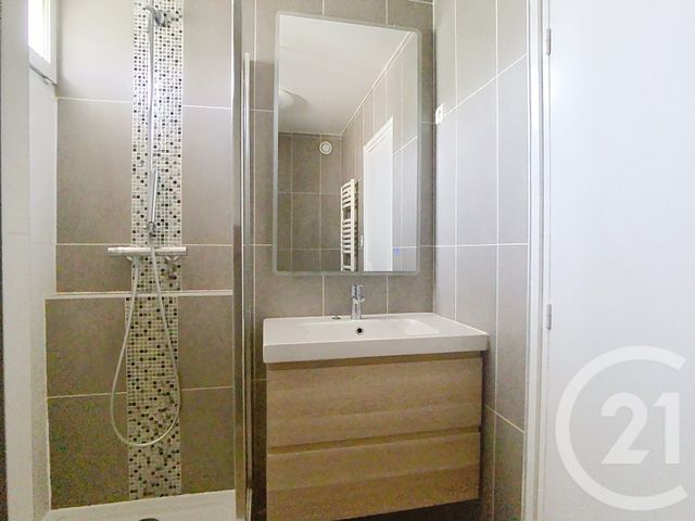 Appartement F2 à vendre - 2 pièces - 31.62 m2 - THIAIS - 94 - ILE-DE-FRANCE - Century 21 A.A.R.S. Immo