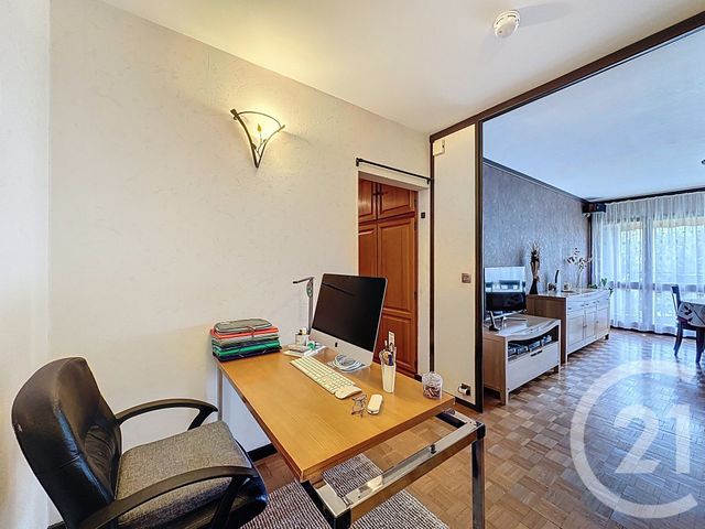 Appartement F4 à vendre - 4 pièces - 91.13 m2 - THIAIS - 94 - ILE-DE-FRANCE - Century 21 A.A.R.S. Immo