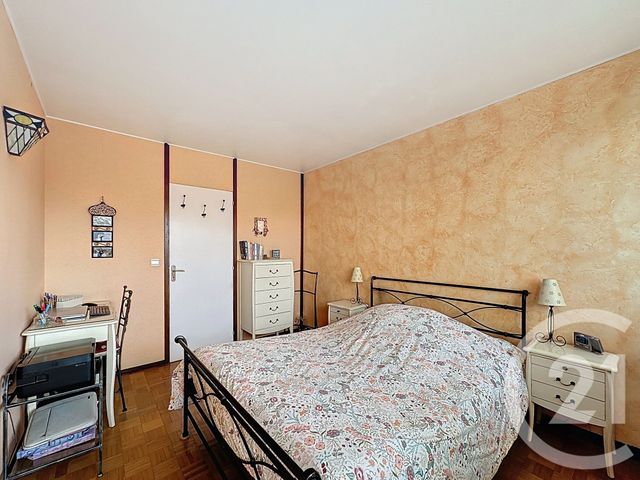 Appartement F4 à vendre - 4 pièces - 91.13 m2 - THIAIS - 94 - ILE-DE-FRANCE - Century 21 A.A.R.S. Immo