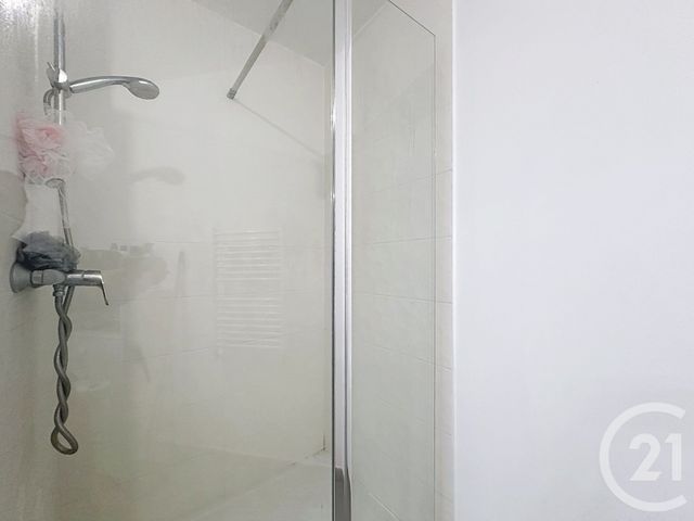 Appartement à vendre - 2 pièces - 42.75 m2 - THIAIS - 94 - ILE-DE-FRANCE - Century 21 A.A.R.S. Immo