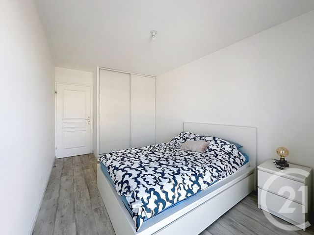 Appartement à vendre - 2 pièces - 42.75 m2 - THIAIS - 94 - ILE-DE-FRANCE - Century 21 A.A.R.S. Immo