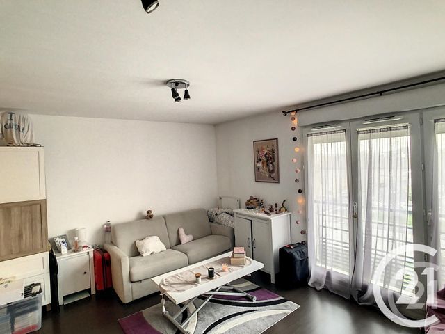 Appartement F1 à louer - 1 pièce - 26.5 m2 - THIAIS - 94 - ILE-DE-FRANCE - Century 21 A.A.R.S. Immo