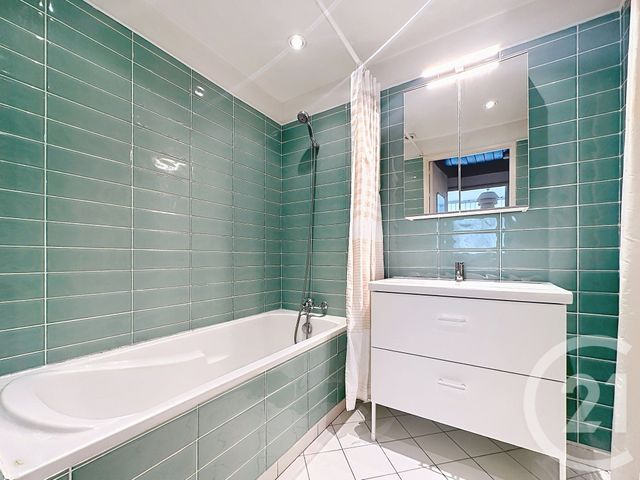 Appartement F3 à vendre - 3 pièces - 52.83 m2 - THIAIS - 94 - ILE-DE-FRANCE - Century 21 A.A.R.S. Immo