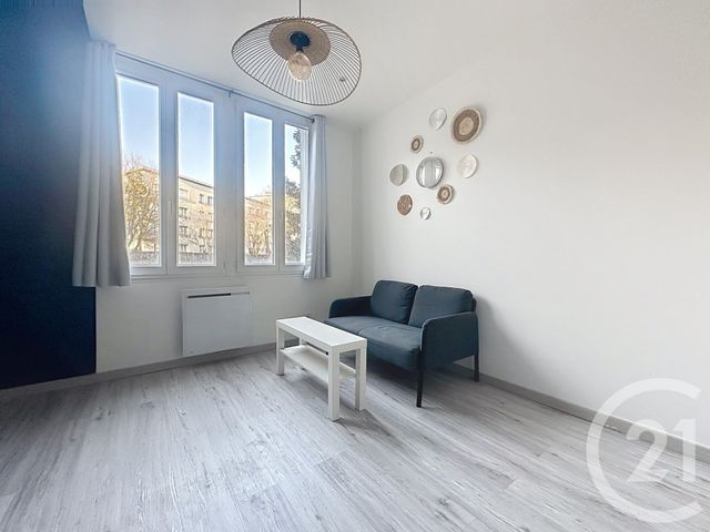 Appartement F2 à vendre - 2 pièces - 35.3 m2 - CHOISY LE ROI - 94 - ILE-DE-FRANCE - Century 21 A.A.R.S. Immo