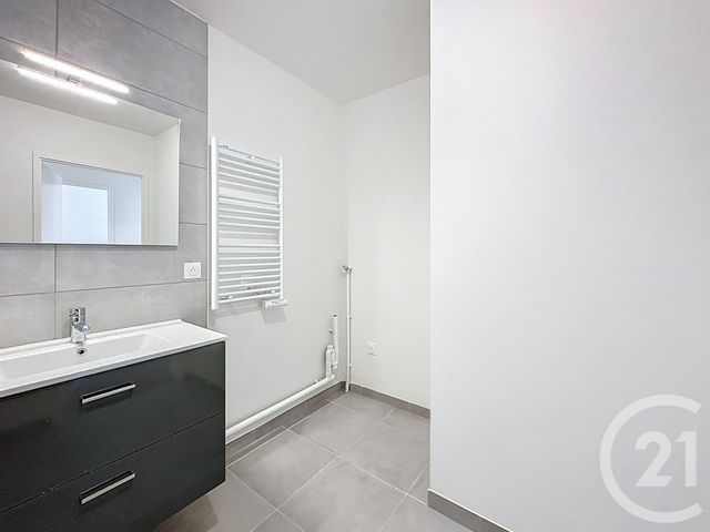 Appartement F3 à vendre - 3 pièces - 67.6 m2 - ORLY - 94 - ILE-DE-FRANCE - Century 21 A.A.R.S. Immo