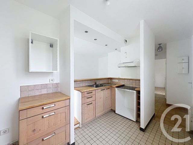 Appartement F2 à louer - 2 pièces - 48.79 m2 - THIAIS - 94 - ILE-DE-FRANCE - Century 21 A.A.R.S. Immo