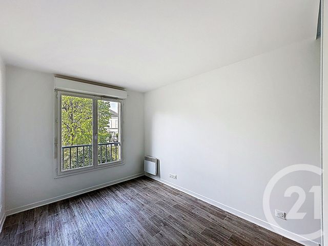 Appartement F2 à louer - 2 pièces - 49.0 m2 - THIAIS - 94 - ILE-DE-FRANCE - Century 21 A.A.R.S. Immo