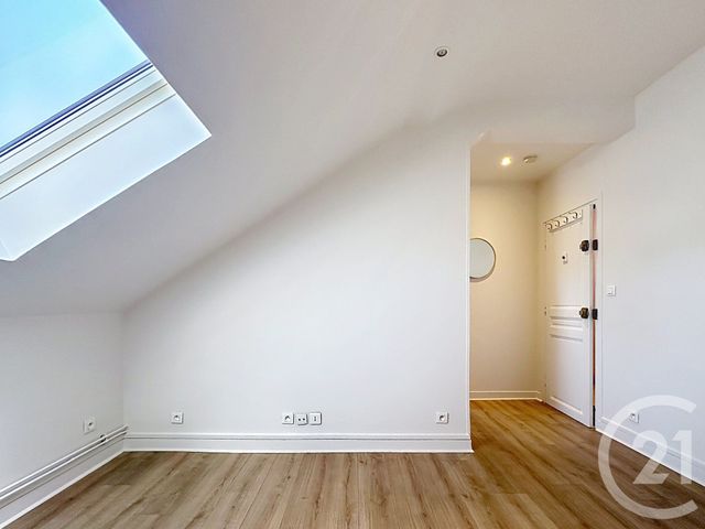 Appartement F2 à vendre CHOISY LE ROI