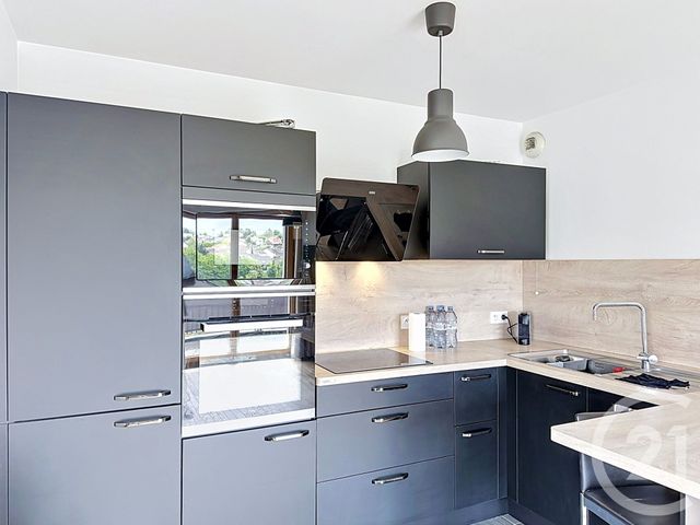 Appartement F2 à louer - 2 pièces - 44.94 m2 - THIAIS - 94 - ILE-DE-FRANCE - Century 21 A.A.R.S. Immo