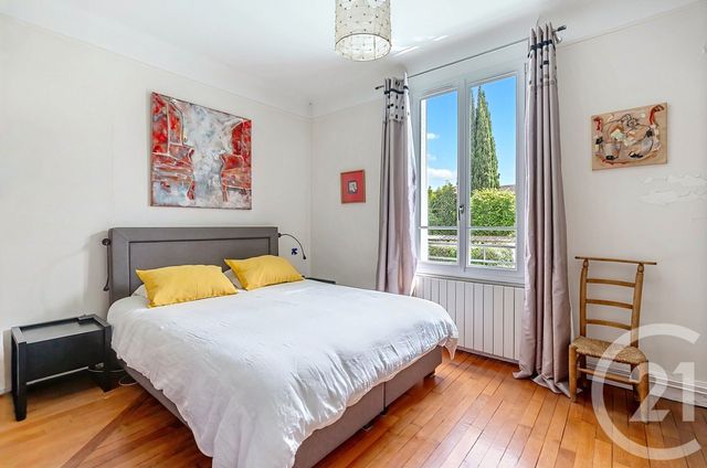 maison à vendre - 9 pièces - 169.0 m2 - CHAMPIGNY SUR MARNE - 94 - ILE-DE-FRANCE - Century 21 A.A.R.S. Immo