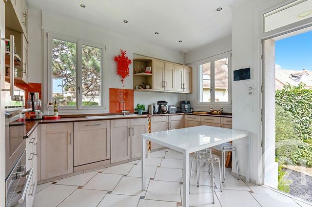 maison à vendre - 9 pièces - 169.0 m2 - CHAMPIGNY SUR MARNE - 94 - ILE-DE-FRANCE - Century 21 A.A.R.S. Immo