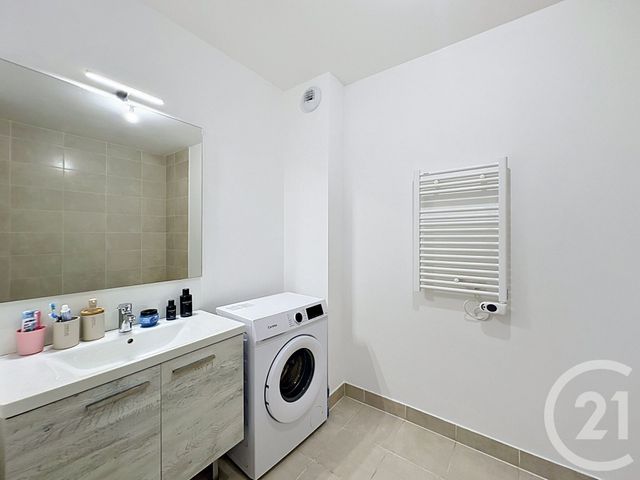 Appartement F3 à vendre - 3 pièces - 65.35 m2 - THIAIS - 94 - ILE-DE-FRANCE - Century 21 A.A.R.S. Immo