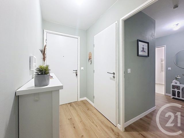 Appartement F3 à vendre - 3 pièces - 65.35 m2 - THIAIS - 94 - ILE-DE-FRANCE - Century 21 A.A.R.S. Immo