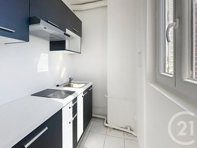 Appartement F2 à louer - 2 pièces - 29.14 m2 - THIAIS - 94 - ILE-DE-FRANCE - Century 21 A.A.R.S. Immo
