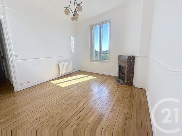Appartement F2 à louer - 2 pièces - 29.14 m2 - THIAIS - 94 - ILE-DE-FRANCE - Century 21 A.A.R.S. Immo