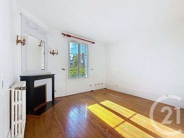 maison à vendre - 11 pièces - 194.17 m2 - VILLEJUIF - 94 - ILE-DE-FRANCE - Century 21 A.A.R.S. Immo