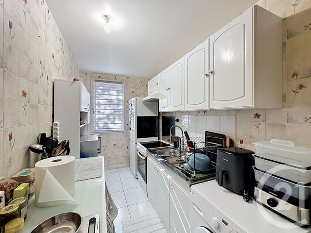 Appartement F3 à louer - 3 pièces - 62.24 m2 - ORLY - 94 - ILE-DE-FRANCE - Century 21 A.A.R.S. Immo