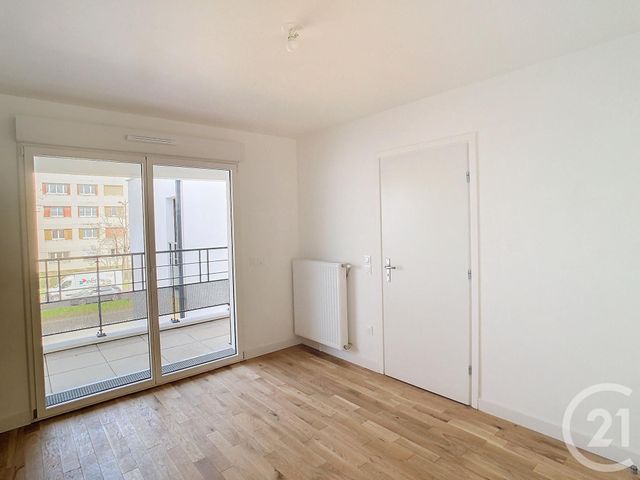Appartement F2 à louer - 2 pièces - 40.9 m2 - THIAIS - 94 - ILE-DE-FRANCE - Century 21 A.A.R.S. Immo