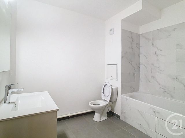 Appartement F2 à louer - 2 pièces - 40.9 m2 - THIAIS - 94 - ILE-DE-FRANCE - Century 21 A.A.R.S. Immo