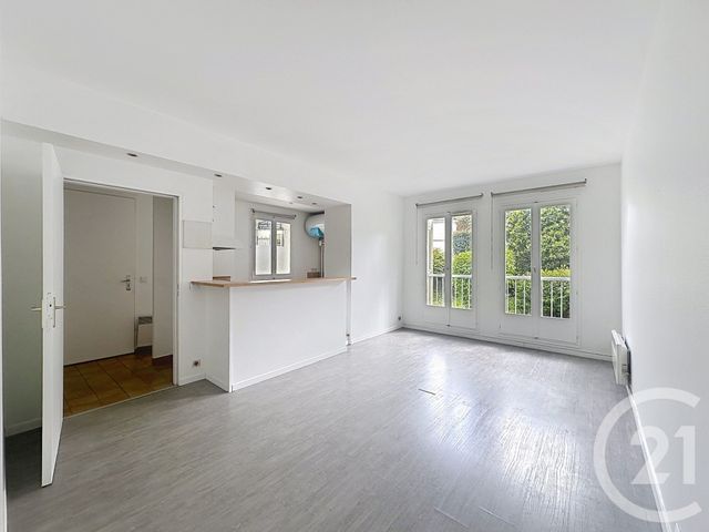 Appartement F2 à louer - 2 pièces - 48.79 m2 - THIAIS - 94 - ILE-DE-FRANCE - Century 21 A.A.R.S. Immo