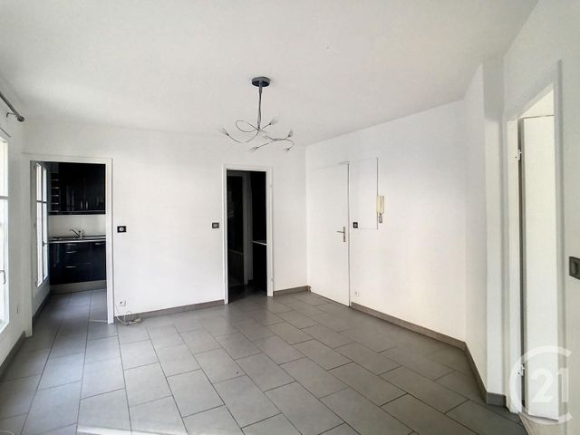 Appartement F2 à louer - 2 pièces - 36.06 m2 - THIAIS - 94 - ILE-DE-FRANCE - Century 21 A.A.R.S. Immo