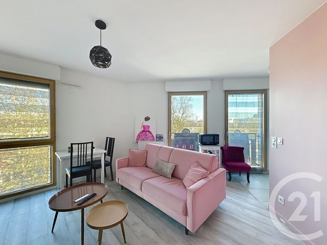 Appartement à vendre - 2 pièces - 42.75 m2 - THIAIS - 94 - ILE-DE-FRANCE - Century 21 A.A.R.S. Immo