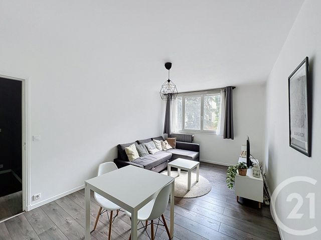 Appartement F2 à louer THIAIS