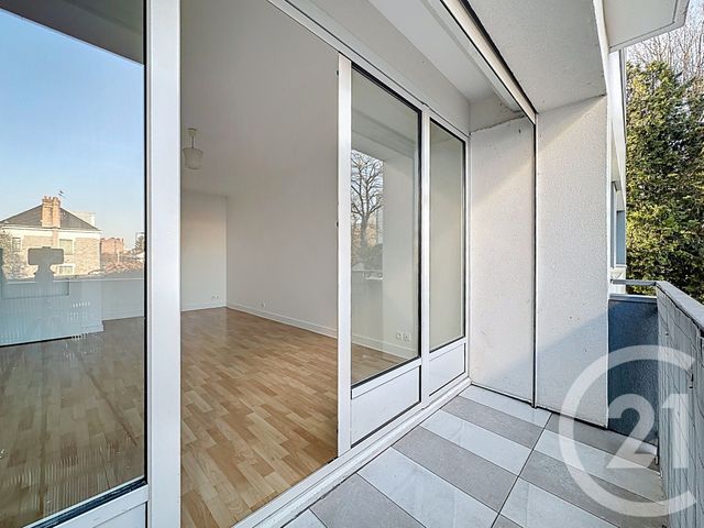 Appartement F3 à vendre - 3 pièces - 61.81 m2 - VILLENEUVE LE ROI - 94 - ILE-DE-FRANCE - Century 21 A.A.R.S. Immo