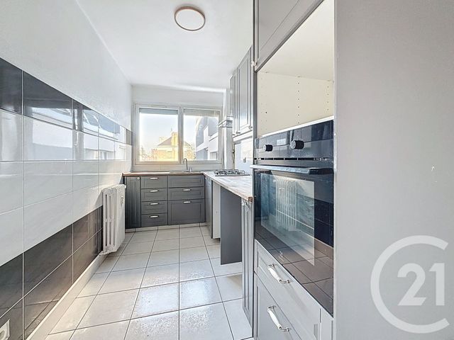 Appartement F3 à vendre - 3 pièces - 61.81 m2 - VILLENEUVE LE ROI - 94 - ILE-DE-FRANCE - Century 21 A.A.R.S. Immo