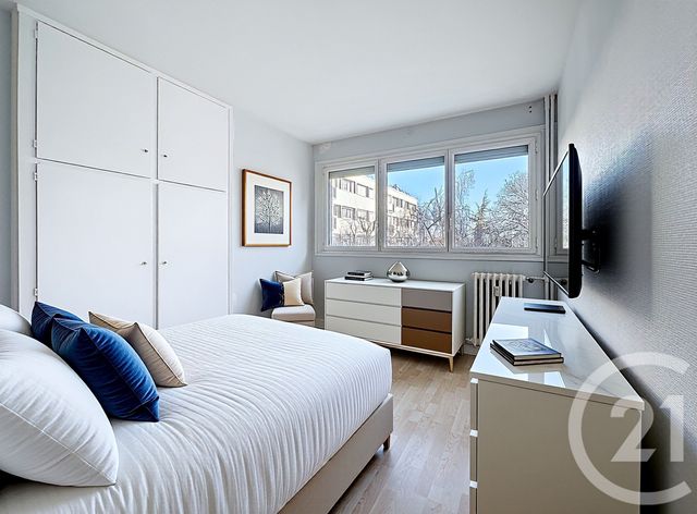Appartement F3 à vendre - 3 pièces - 61.81 m2 - VILLENEUVE LE ROI - 94 - ILE-DE-FRANCE - Century 21 A.A.R.S. Immo