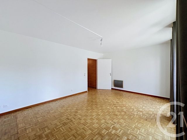 Appartement F3 à louer - 3 pièces - 61.79 m2 - THIAIS - 94 - ILE-DE-FRANCE - Century 21 A.A.R.S. Immo