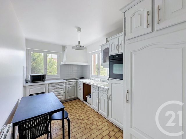 Appartement F3 à louer - 3 pièces - 68.15 m2 - THIAIS - 94 - ILE-DE-FRANCE - Century 21 A.A.R.S. Immo