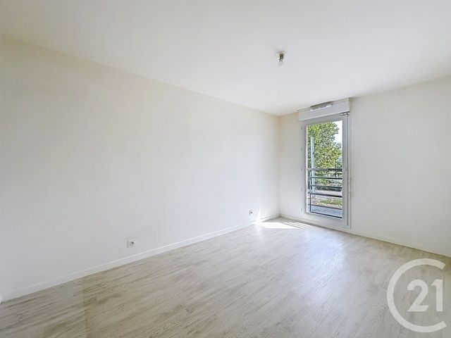 Appartement F2 à vendre - 2 pièces - 41.77 m2 - ORLY - 94 - ILE-DE-FRANCE - Century 21 A.A.R.S. Immo