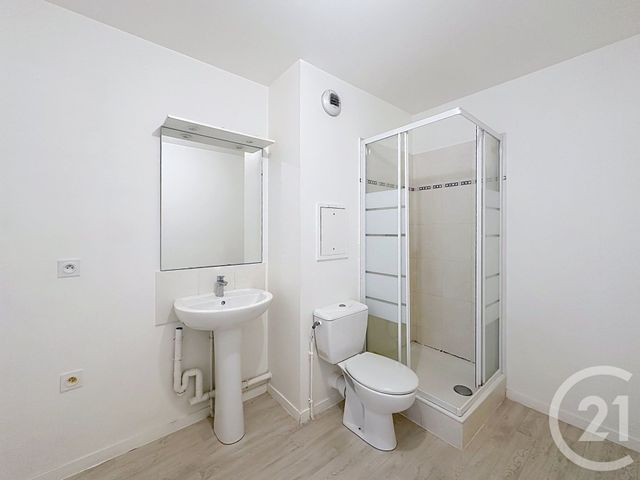 Appartement F2 à vendre - 2 pièces - 41.77 m2 - ORLY - 94 - ILE-DE-FRANCE - Century 21 A.A.R.S. Immo