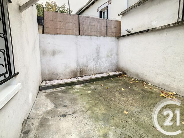 Appartement F1 à louer - 1 pièce - 17.25 m2 - VITRY SUR SEINE - 94 - ILE-DE-FRANCE - Century 21 A.A.R.S. Immo