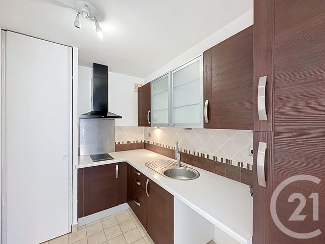 Appartement F1 à louer - 1 pièce - 31.65 m2 - THIAIS - 94 - ILE-DE-FRANCE - Century 21 A.A.R.S. Immo