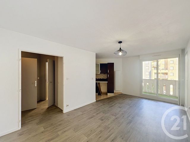 Appartement F1 à louer THIAIS