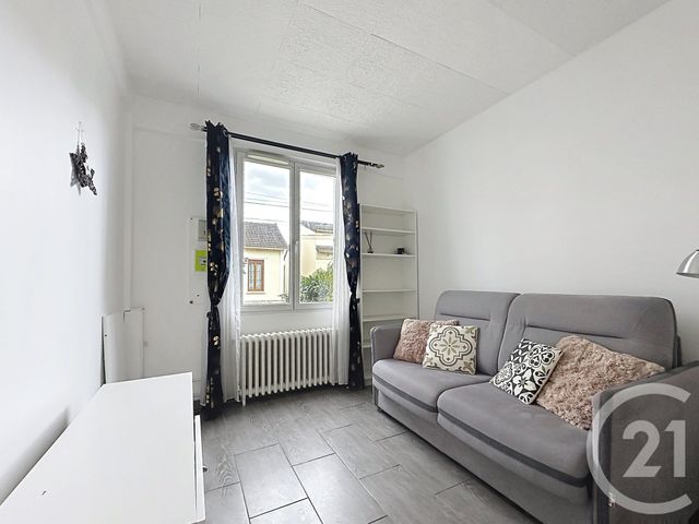 Maison 3 pièces 68 m² · à Villeneuve-le-Roi · 67,8 m² · 228 800 €