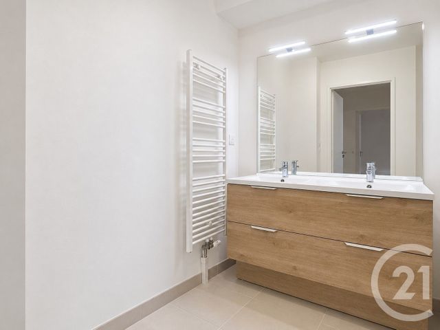 Appartement F4 à vendre - 4 pièces - 85.0 m2 - THIAIS - 94 - ILE-DE-FRANCE - Century 21 A.A.R.S. Immo