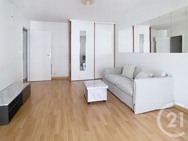 Appartement Studio à louer - 1 pièce - 32.19 m2 - THIAIS - 94 - ILE-DE-FRANCE - Century 21 A.A.R.S. Immo