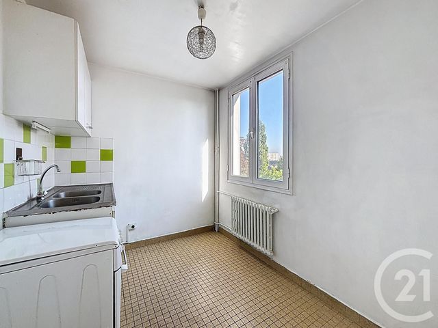 Appartement Studio à vendre - 1 pièce - 29.0 m2 - THIAIS - 94 - ILE-DE-FRANCE - Century 21 A.A.R.S. Immo