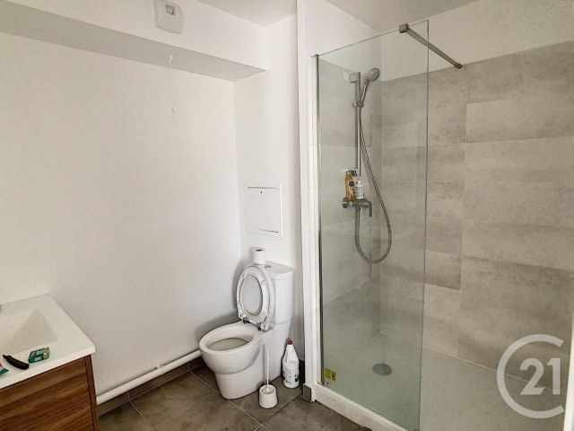 Appartement F2 à louer - 2 pièces - 43.0 m2 - THIAIS - 94 - ILE-DE-FRANCE - Century 21 A.A.R.S. Immo