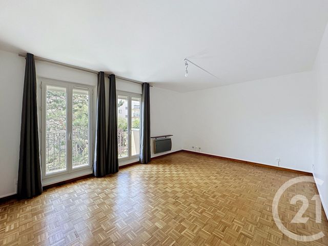 Appartement F3 à louer - 3 pièces - 61.79 m2 - THIAIS - 94 - ILE-DE-FRANCE - Century 21 A.A.R.S. Immo