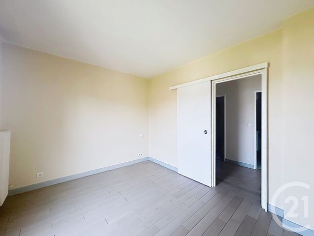 Appartement F3 à louer - 3 pièces - 65.11 m2 - THIAIS - 94 - ILE-DE-FRANCE - Century 21 A.A.R.S. Immo
