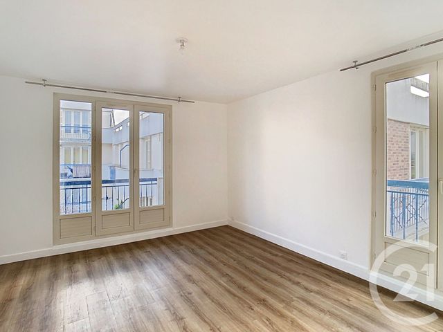 Appartement F2 à louer - 2 pièces - 50.35 m2 - VILLEJUIF - 94 - ILE-DE-FRANCE - Century 21 A.A.R.S. Immo