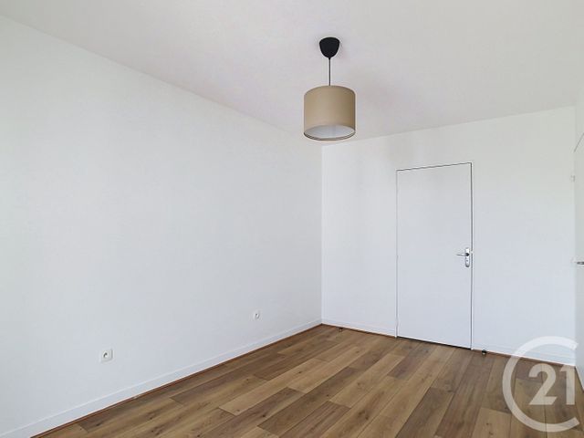Appartement F2 à vendre - 2 pièces - 43.0 m2 - THIAIS - 94 - ILE-DE-FRANCE - Century 21 A.A.R.S. Immo