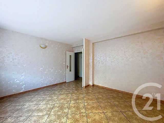 Appartement F3 à vendre - 3 pièces - 55.53 m2 - THIAIS - 94 - ILE-DE-FRANCE - Century 21 A.A.R.S. Immo