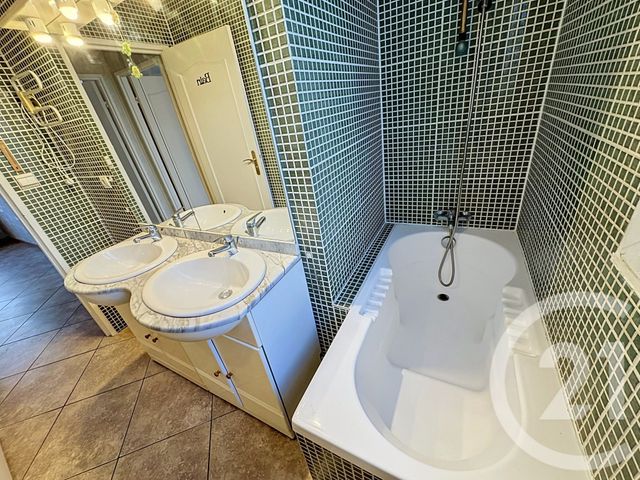 Appartement F3 à vendre - 3 pièces - 55.53 m2 - THIAIS - 94 - ILE-DE-FRANCE - Century 21 A.A.R.S. Immo
