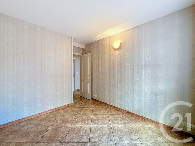 Appartement F3 à vendre - 3 pièces - 55.53 m2 - THIAIS - 94 - ILE-DE-FRANCE - Century 21 A.A.R.S. Immo